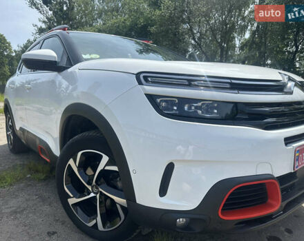 Белый Ситроен C5 Aircross, объемом двигателя 1.5 л и пробегом 175 тыс. км за 21850 $, фото 37 на Automoto.ua