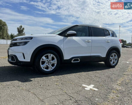 Белый Ситроен C5 Aircross, объемом двигателя 1.5 л и пробегом 184 тыс. км за 21500 $, фото 11 на Automoto.ua
