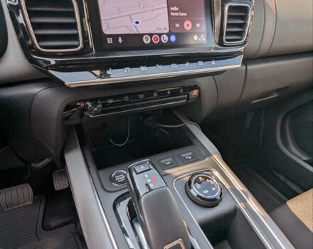 Белый Ситроен C5 Aircross, объемом двигателя 1.5 л и пробегом 75 тыс. км за 20500 $, фото 7 на Automoto.ua