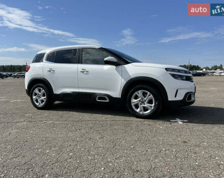 Белый Ситроен C5 Aircross, объемом двигателя 1.5 л и пробегом 184 тыс. км за 21500 $, фото 3 на Automoto.ua