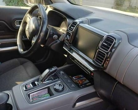 Білий Сітроен C5 Aircross, об'ємом двигуна 1.5 л та пробігом 205 тис. км за 16900 $, фото 9 на Automoto.ua