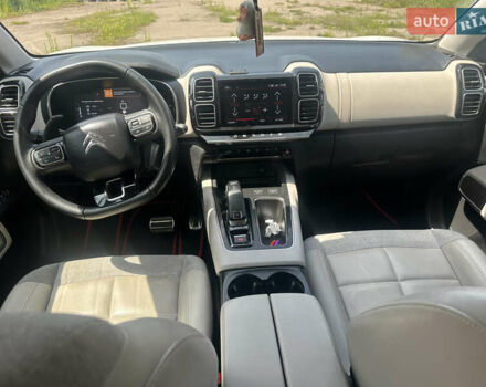 Белый Ситроен C5 Aircross, объемом двигателя 1.5 л и пробегом 175 тыс. км за 21850 $, фото 11 на Automoto.ua