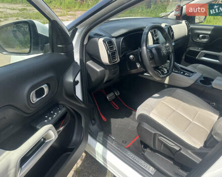 Белый Ситроен C5 Aircross, объемом двигателя 1.5 л и пробегом 175 тыс. км за 21850 $, фото 28 на Automoto.ua