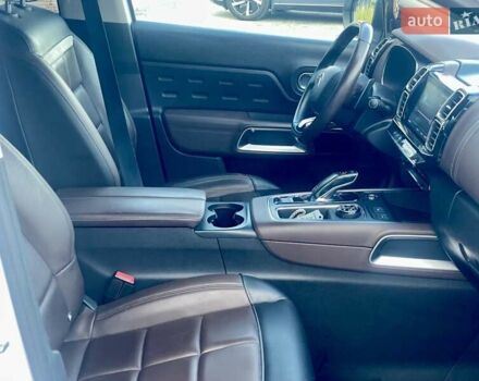Білий Сітроен C5 Aircross, об'ємом двигуна 2 л та пробігом 85 тис. км за 22500 $, фото 27 на Automoto.ua