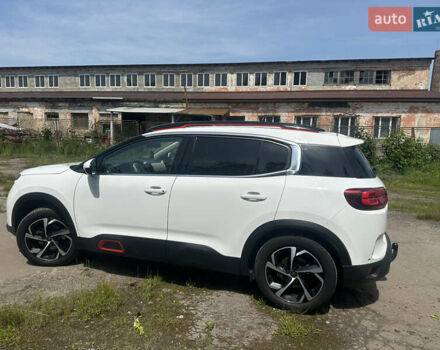 Белый Ситроен C5 Aircross, объемом двигателя 1.5 л и пробегом 175 тыс. км за 21850 $, фото 38 на Automoto.ua