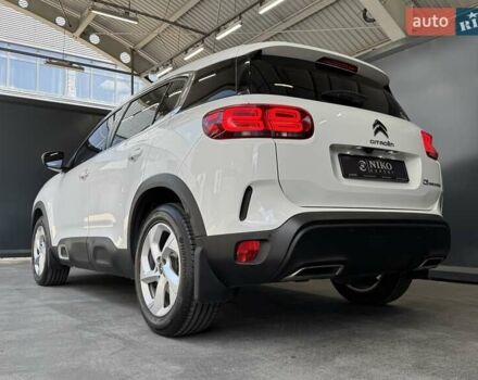 Білий Сітроен C5 Aircross, об'ємом двигуна 1.6 л та пробігом 86 тис. км за 19500 $, фото 17 на Automoto.ua