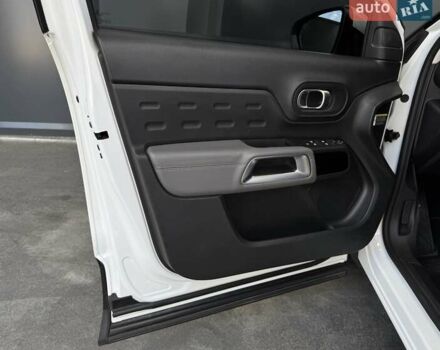 Білий Сітроен C5 Aircross, об'ємом двигуна 1.6 л та пробігом 86 тис. км за 19500 $, фото 48 на Automoto.ua