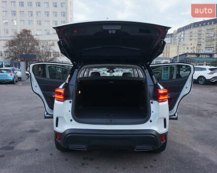 Белый Ситроен C5 Aircross, объемом двигателя 2 л и пробегом 32 тыс. км за 27000 $, фото 35 на Automoto.ua