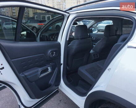 Белый Ситроен C5 Aircross, объемом двигателя 2 л и пробегом 32 тыс. км за 27000 $, фото 23 на Automoto.ua