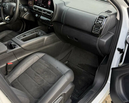 Білий Сітроен C5 Aircross, об'ємом двигуна 2 л та пробігом 48 тис. км за 28900 $, фото 11 на Automoto.ua