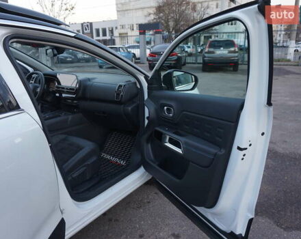 Белый Ситроен C5 Aircross, объемом двигателя 2 л и пробегом 32 тыс. км за 27000 $, фото 30 на Automoto.ua