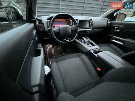 Ситроен C5 Aircross 2019 в Киеве на Automoto.ua Белый Ситроен C5 Aircross, объемом двигателя 2 л и пробегом 90 тыс. км за 22000 $, фото 1 на Automoto.ua