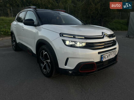 Белый Ситроен C5 Aircross, объемом двигателя 2 л и пробегом 82 тыс. км за 21500 $, фото 1 на Automoto.ua