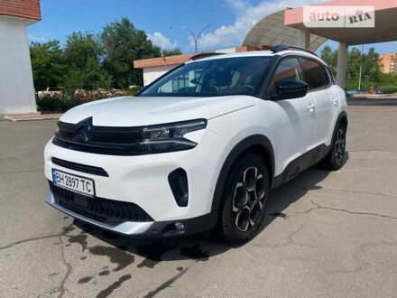 Ситроен C5 Aircross 2023 в Южноукраинске на Automoto.ua Белый Ситроен C5 Aircross, объемом двигателя 2 л и пробегом 46 тыс. км за 26000 $, фото 1 на Automoto.ua