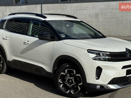 Белый Ситроен C5 Aircross, объемом двигателя 2 л и пробегом 27 тыс. км за 31800 $, фото 1 на Automoto.ua