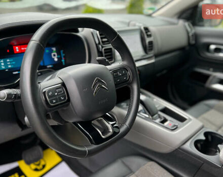 Черный Ситроен C5 Aircross, объемом двигателя 1.6 л и пробегом 73 тыс. км за 26200 $, фото 20 на Automoto.ua
