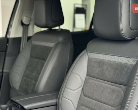 Сітроен C5 Aircross, об'ємом двигуна 1.5 л та пробігом 0 тис. км за 32980 $, фото 13 на Automoto.ua