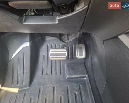 Сірий Сітроен C5 Aircross, об'ємом двигуна 2 л та пробігом 104 тис. км за 20500 $, фото 13 на Automoto.ua