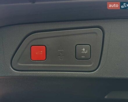 Серый Ситроен C5 Aircross, объемом двигателя 1.5 л и пробегом 59 тыс. км за 24500 $, фото 25 на Automoto.ua