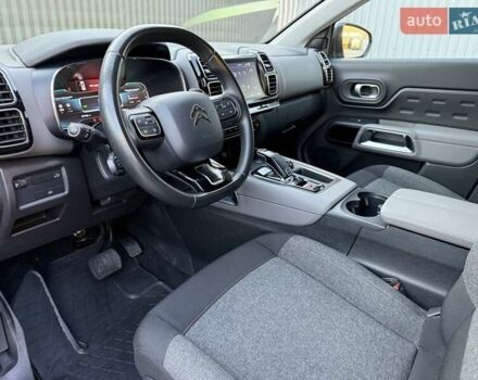Серый Ситроен C5 Aircross, объемом двигателя 2 л и пробегом 89 тыс. км за 22500 $, фото 54 на Automoto.ua