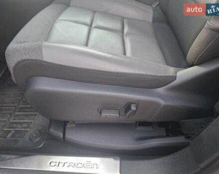 Сірий Сітроен C5 Aircross, об'ємом двигуна 2 л та пробігом 104 тис. км за 20500 $, фото 12 на Automoto.ua