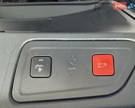 Серый Ситроен C5 Aircross, объемом двигателя 2 л и пробегом 89 тыс. км за 22500 $, фото 60 на Automoto.ua