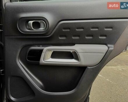 Серый Ситроен C5 Aircross, объемом двигателя 1.5 л и пробегом 59 тыс. км за 24500 $, фото 30 на Automoto.ua