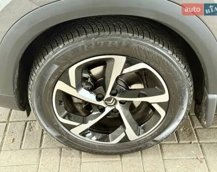 Серый Ситроен C5 Aircross, объемом двигателя 2 л и пробегом 40 тыс. км за 23900 $, фото 19 на Automoto.ua