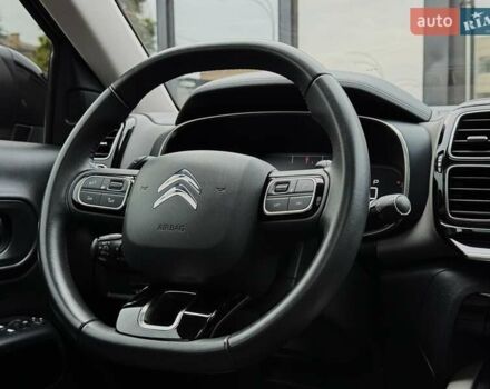 Серый Ситроен C5 Aircross, объемом двигателя 1.5 л и пробегом 59 тыс. км за 24500 $, фото 41 на Automoto.ua