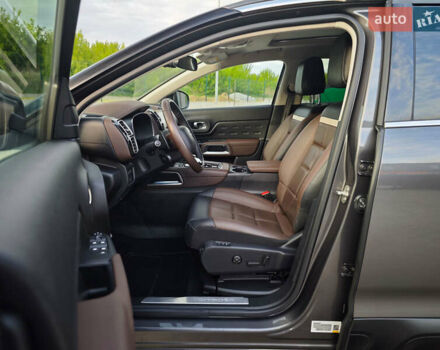Сірий Сітроен C5 Aircross, об'ємом двигуна 2 л та пробігом 178 тис. км за 24300 $, фото 29 на Automoto.ua