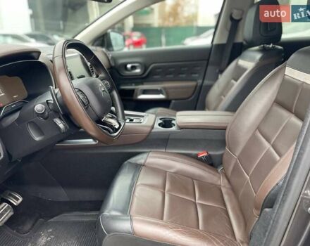 Серый Ситроен C5 Aircross, объемом двигателя 2 л и пробегом 103 тыс. км за 22300 $, фото 12 на Automoto.ua
