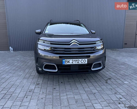 Серый Ситроен C5 Aircross, объемом двигателя 2 л и пробегом 181 тыс. км за 22400 $, фото 1 на Automoto.ua