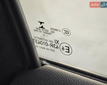 Сірий Сітроен C5 Aircross, об'ємом двигуна 2 л та пробігом 178 тис. км за 24300 $, фото 16 на Automoto.ua