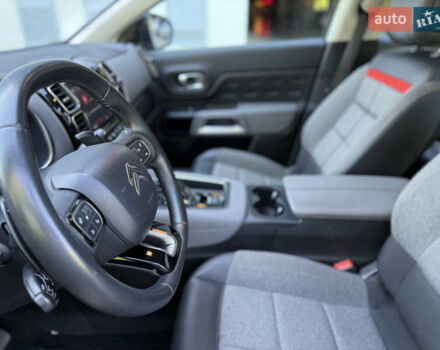 Сірий Сітроен C5 Aircross, об'ємом двигуна 1.5 л та пробігом 146 тис. км за 19900 $, фото 16 на Automoto.ua