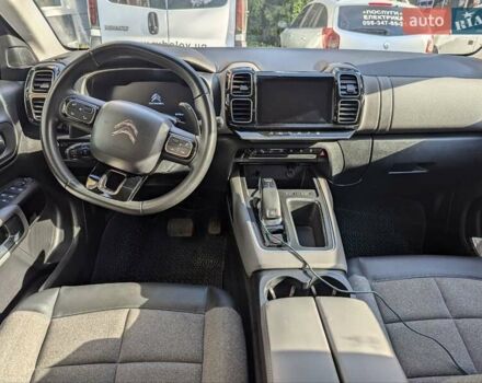 Серый Ситроен C5 Aircross, объемом двигателя 1.5 л и пробегом 141 тыс. км за 22500 $, фото 5 на Automoto.ua