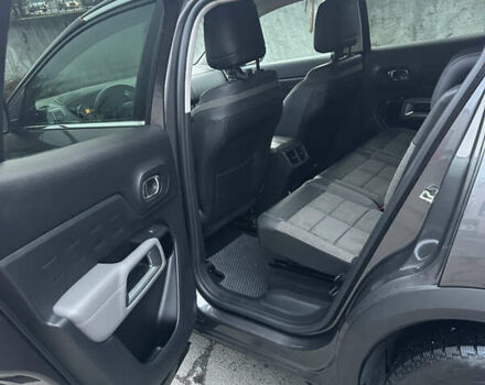 Серый Ситроен C5 Aircross, объемом двигателя 1.5 л и пробегом 59 тыс. км за 18500 $, фото 10 на Automoto.ua