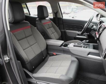 Сірий Сітроен C5 Aircross, об'ємом двигуна 2 л та пробігом 147 тис. км за 21000 $, фото 11 на Automoto.ua