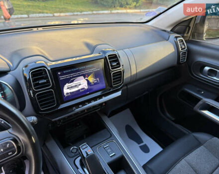 Серый Ситроен C5 Aircross, объемом двигателя 1.6 л и пробегом 188 тыс. км за 23000 $, фото 79 на Automoto.ua