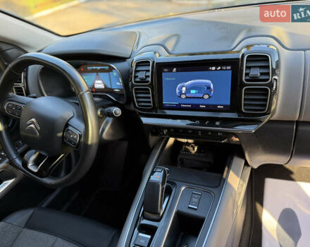 Серый Ситроен C5 Aircross, объемом двигателя 1.6 л и пробегом 188 тыс. км за 22600 $, фото 75 на Automoto.ua