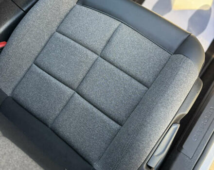 Серый Ситроен C5 Aircross, объемом двигателя 1.6 л и пробегом 188 тыс. км за 22600 $, фото 67 на Automoto.ua