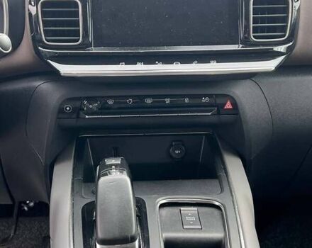 Серый Ситроен C5 Aircross, объемом двигателя 1.6 л и пробегом 83 тыс. км за 23900 $, фото 4 на Automoto.ua