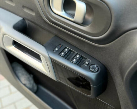 Серый Ситроен C5 Aircross, объемом двигателя 1.6 л и пробегом 188 тыс. км за 23000 $, фото 97 на Automoto.ua