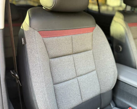 Серый Ситроен C5 Aircross, объемом двигателя 1.6 л и пробегом 188 тыс. км за 23000 $, фото 64 на Automoto.ua