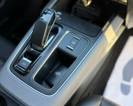 Серый Ситроен C5 Aircross, объемом двигателя 1.6 л и пробегом 188 тыс. км за 22600 $, фото 76 на Automoto.ua