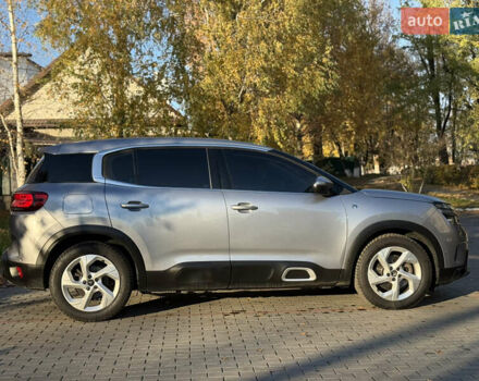 Серый Ситроен C5 Aircross, объемом двигателя 1.6 л и пробегом 188 тыс. км за 22600 $, фото 45 на Automoto.ua