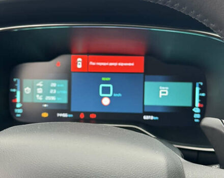 Серый Ситроен C5 Aircross, объемом двигателя 1.6 л и пробегом 14 тыс. км за 28500 $, фото 16 на Automoto.ua