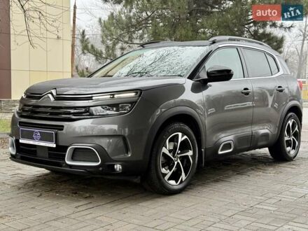 Серый Ситроен C5 Aircross, объемом двигателя 2 л и пробегом 40 тыс. км за 23900 $, фото 1 на Automoto.ua