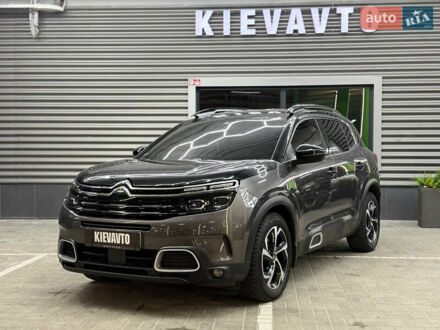 Серый Ситроен C5 Aircross, объемом двигателя 2 л и пробегом 81 тыс. км за 22500 $, фото 1 на Automoto.ua