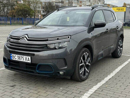 Серый Ситроен C5 Aircross, объемом двигателя 1.6 л и пробегом 82 тыс. км за 20700 $, фото 1 на Automoto.ua