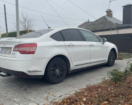 Белый Ситроен С5, объемом двигателя 1.56 л и пробегом 375 тыс. км за 4900 $, фото 2 на Automoto.ua